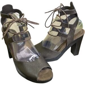 Archer Lace Up Peep Toe Block Heel Sandals Brown Leather Size 38 US 7.5 France